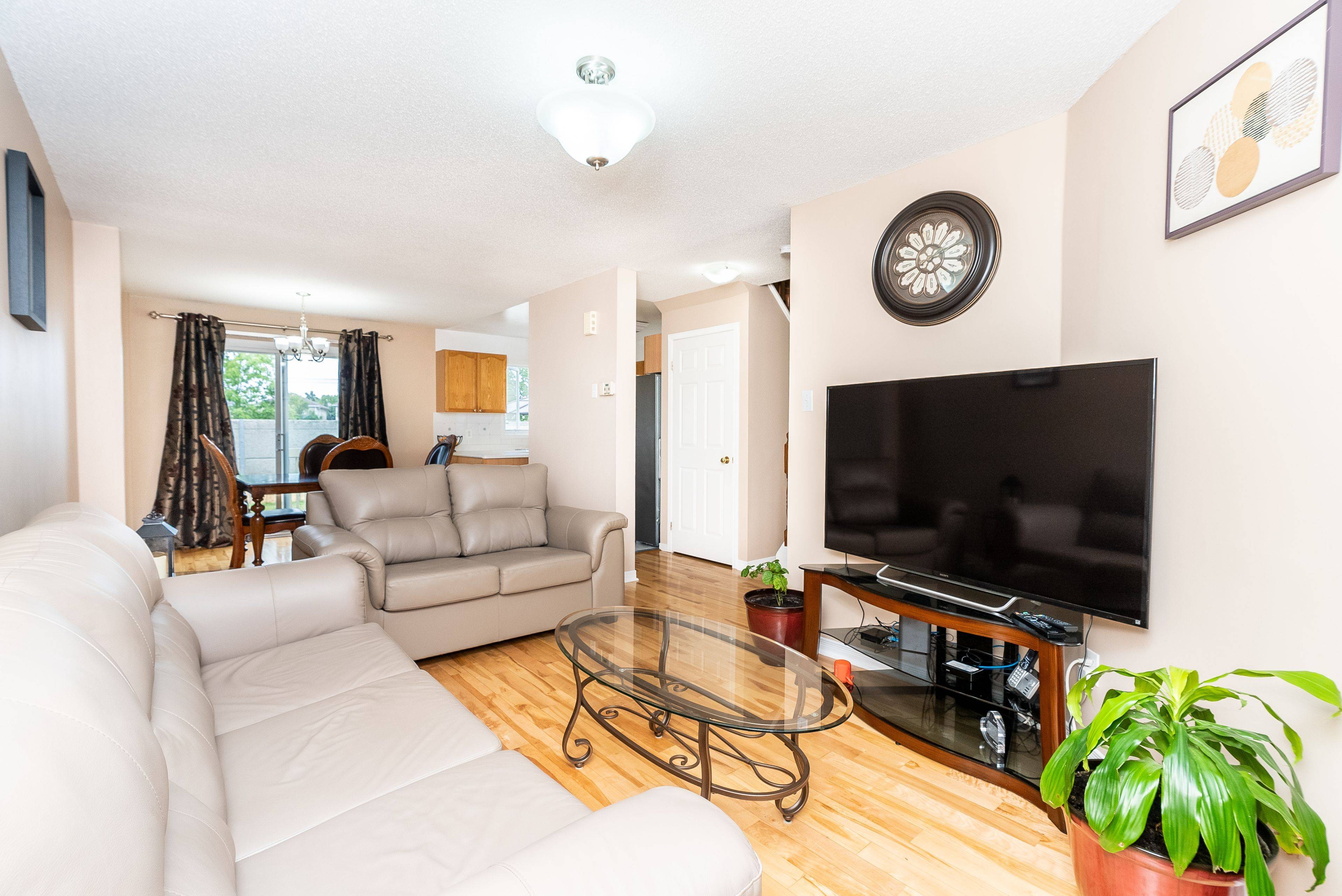 Orleans - Cumberland And Area, ON K4A 3Z1,1479 Lynx CRES