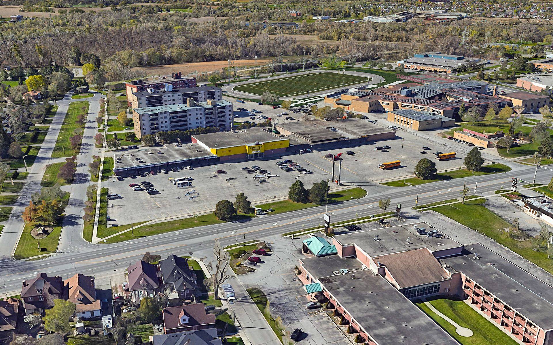 Brantford, ON N3S 3M8,657 Colborne ST