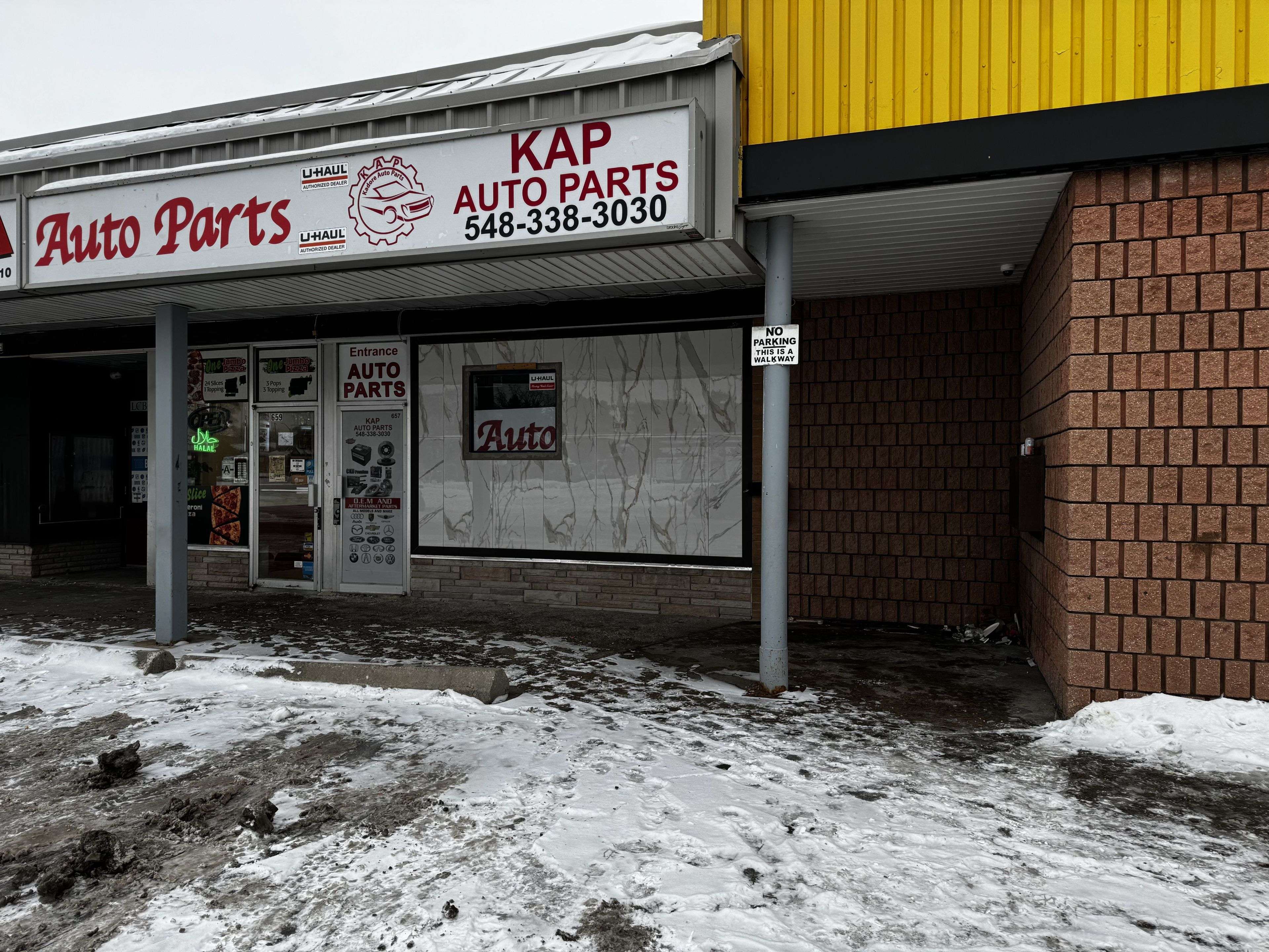 Brantford, ON N3S 3M8,657 Colborne ST