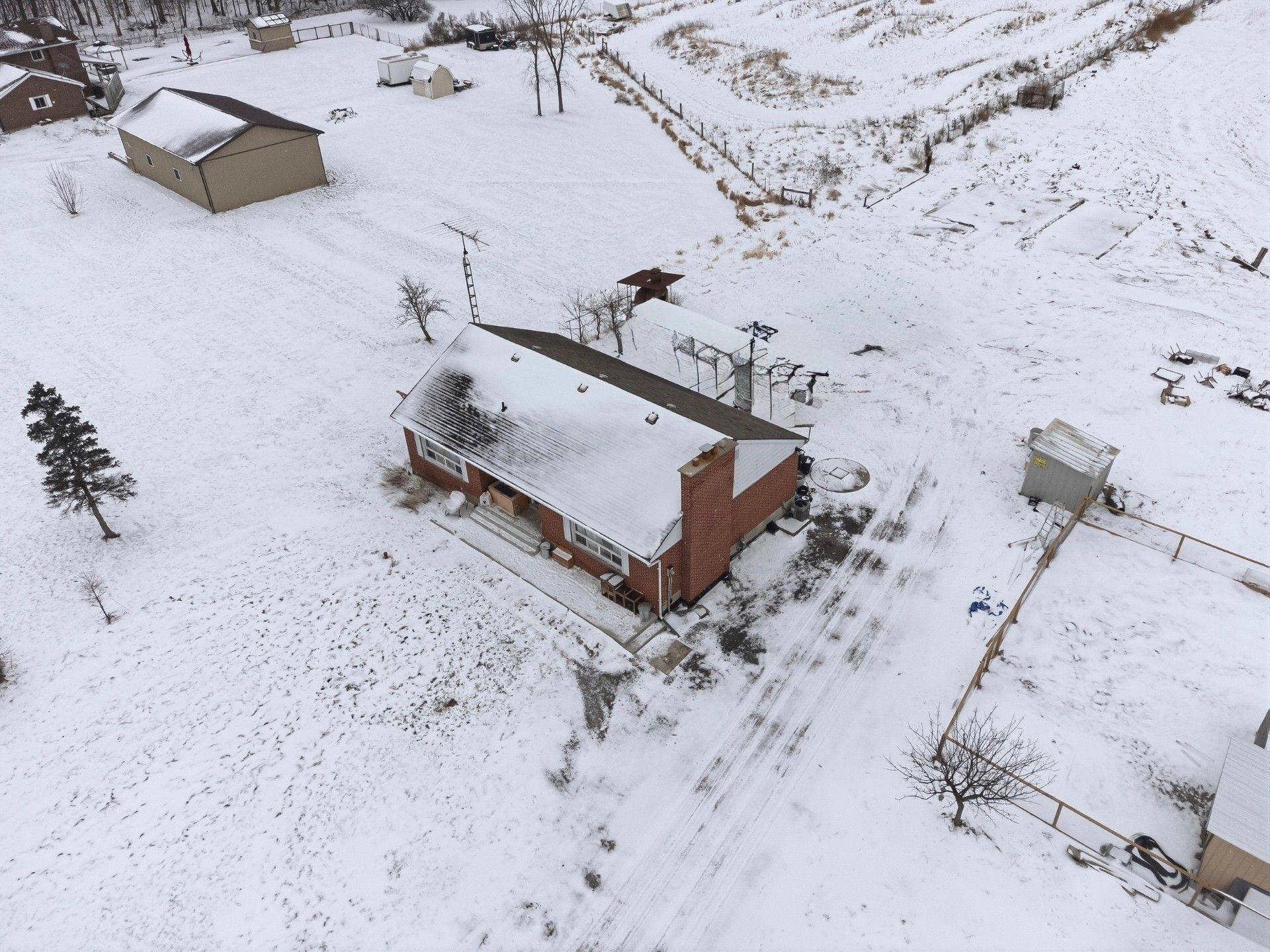 Haldimand, ON N0A 1R0,697 56 HWY