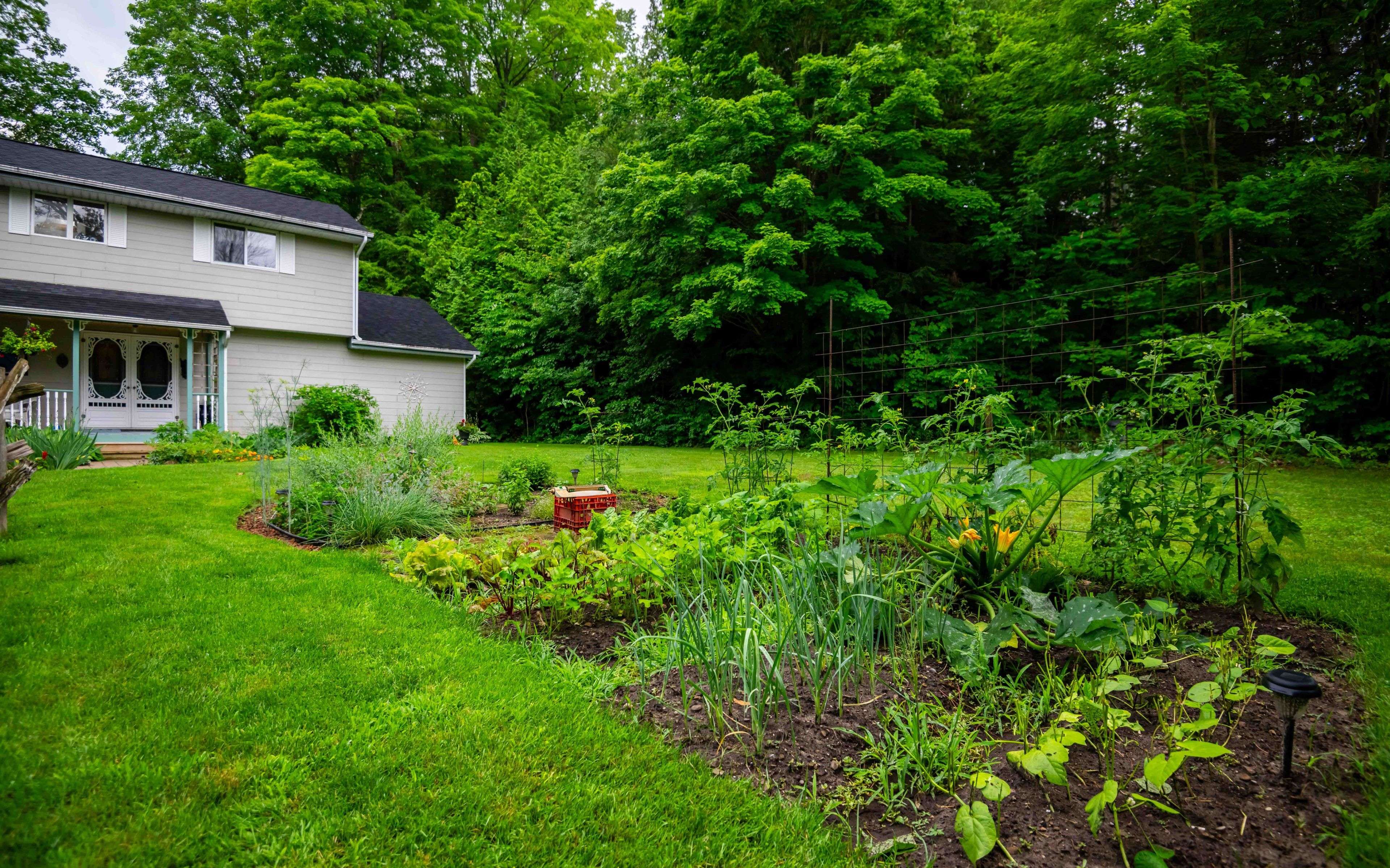 Mono, ON L9W 6N4,308392 Hockley RD