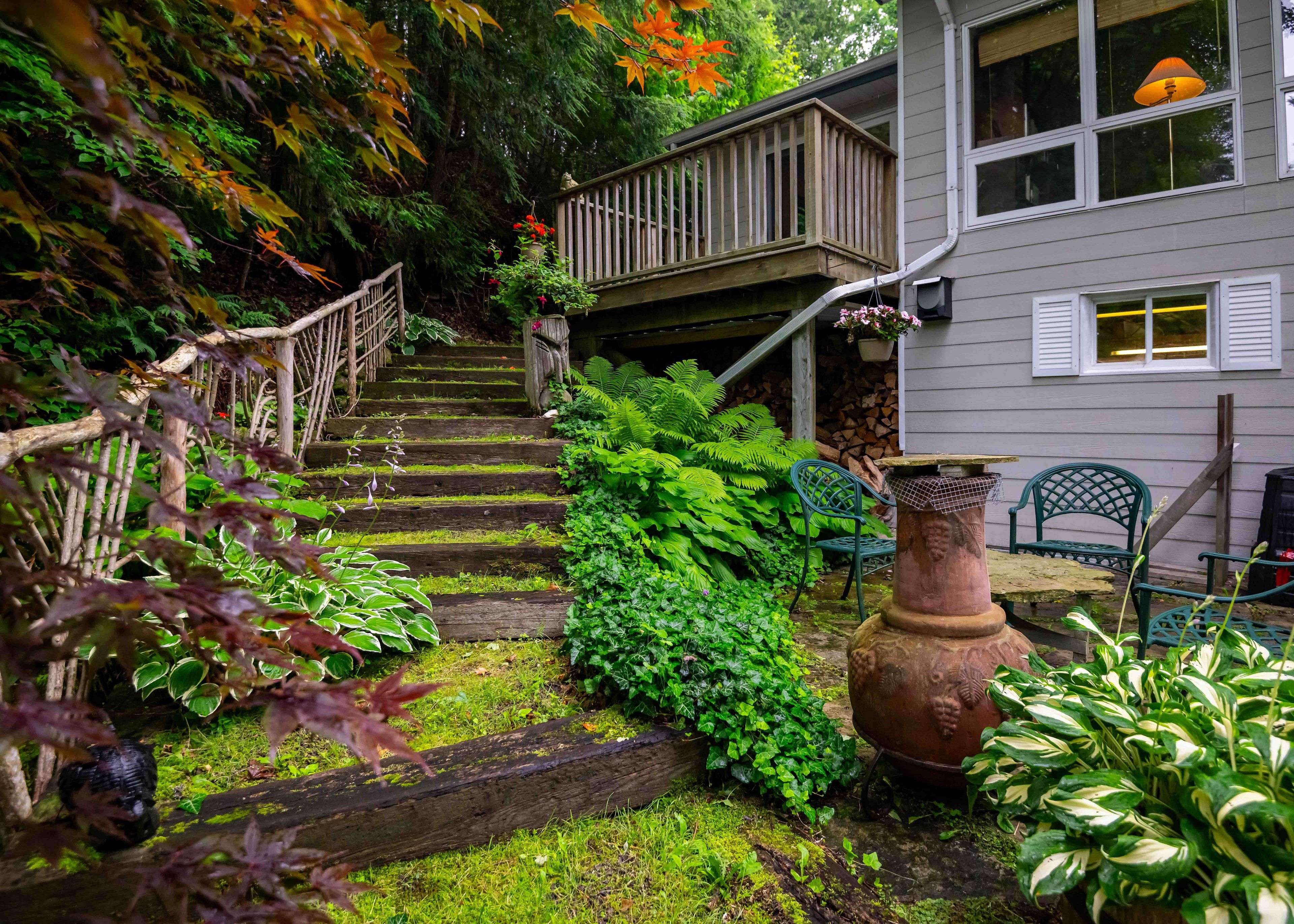 Mono, ON L9W 6N4,308392 Hockley RD