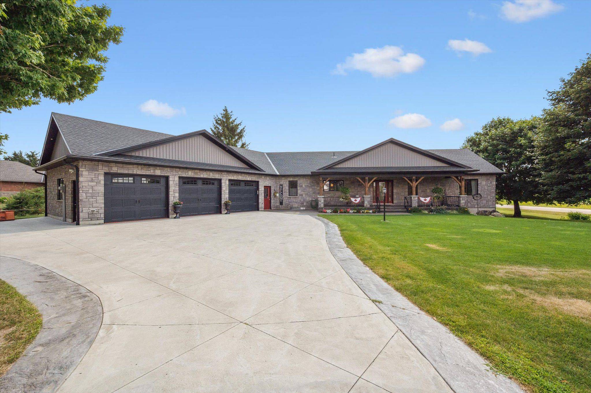 Southgate, ON N0G 2L0,100 Harris CRES