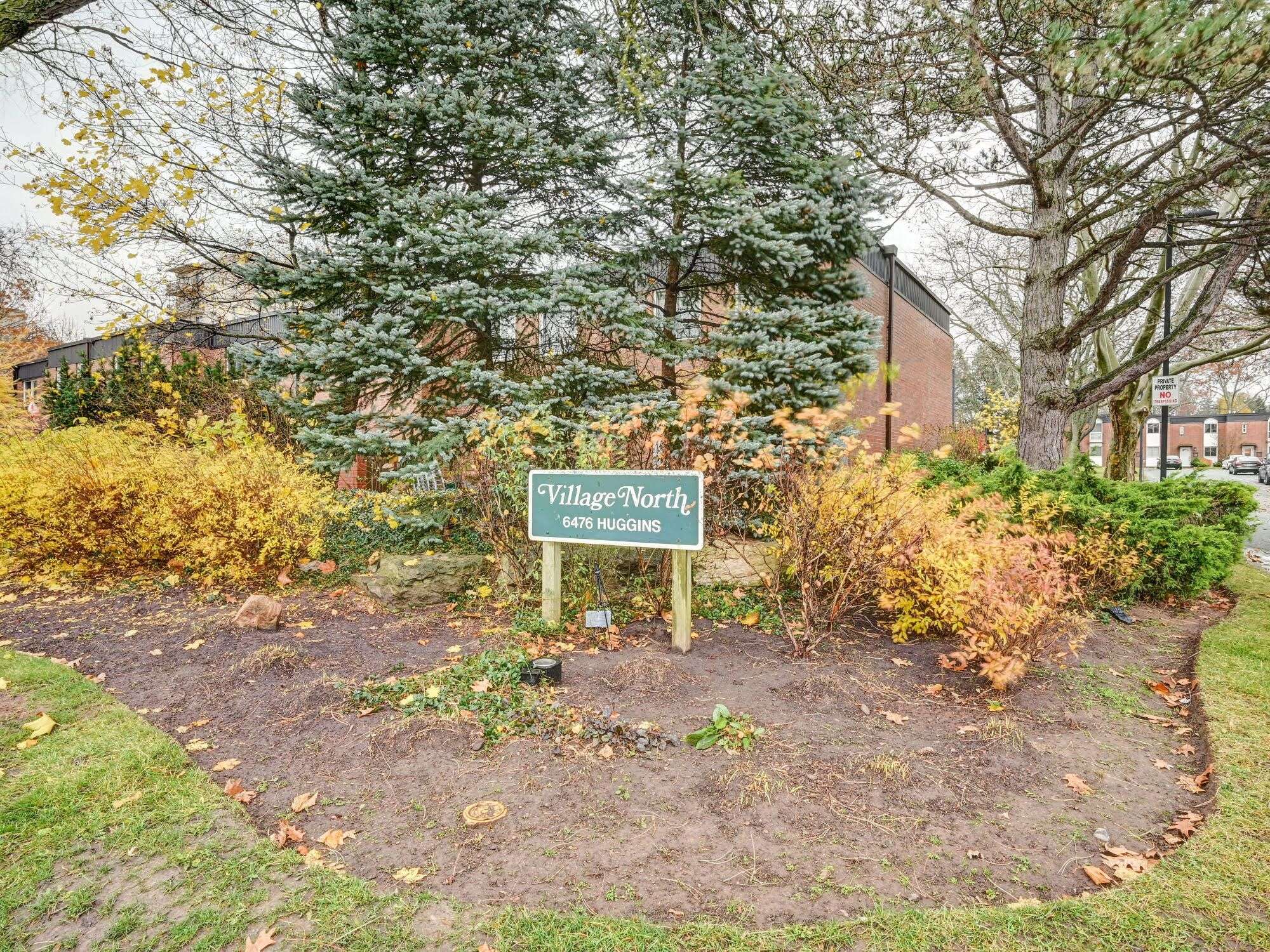 Niagara Falls, ON L2J 1G9,6476 Huggins ST #51