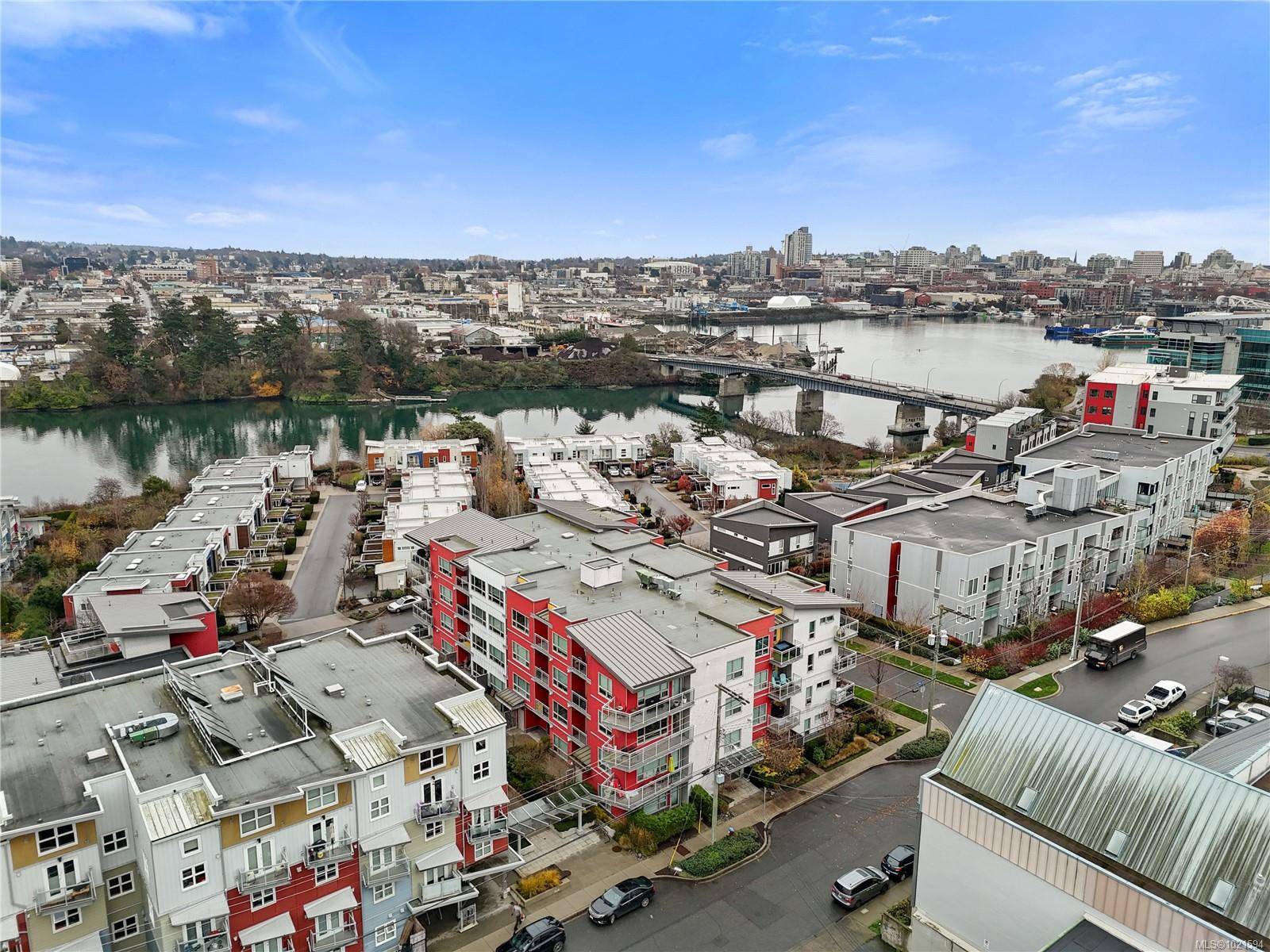 Victoria, BC V9A 0G2,785 Tyee Rd #211