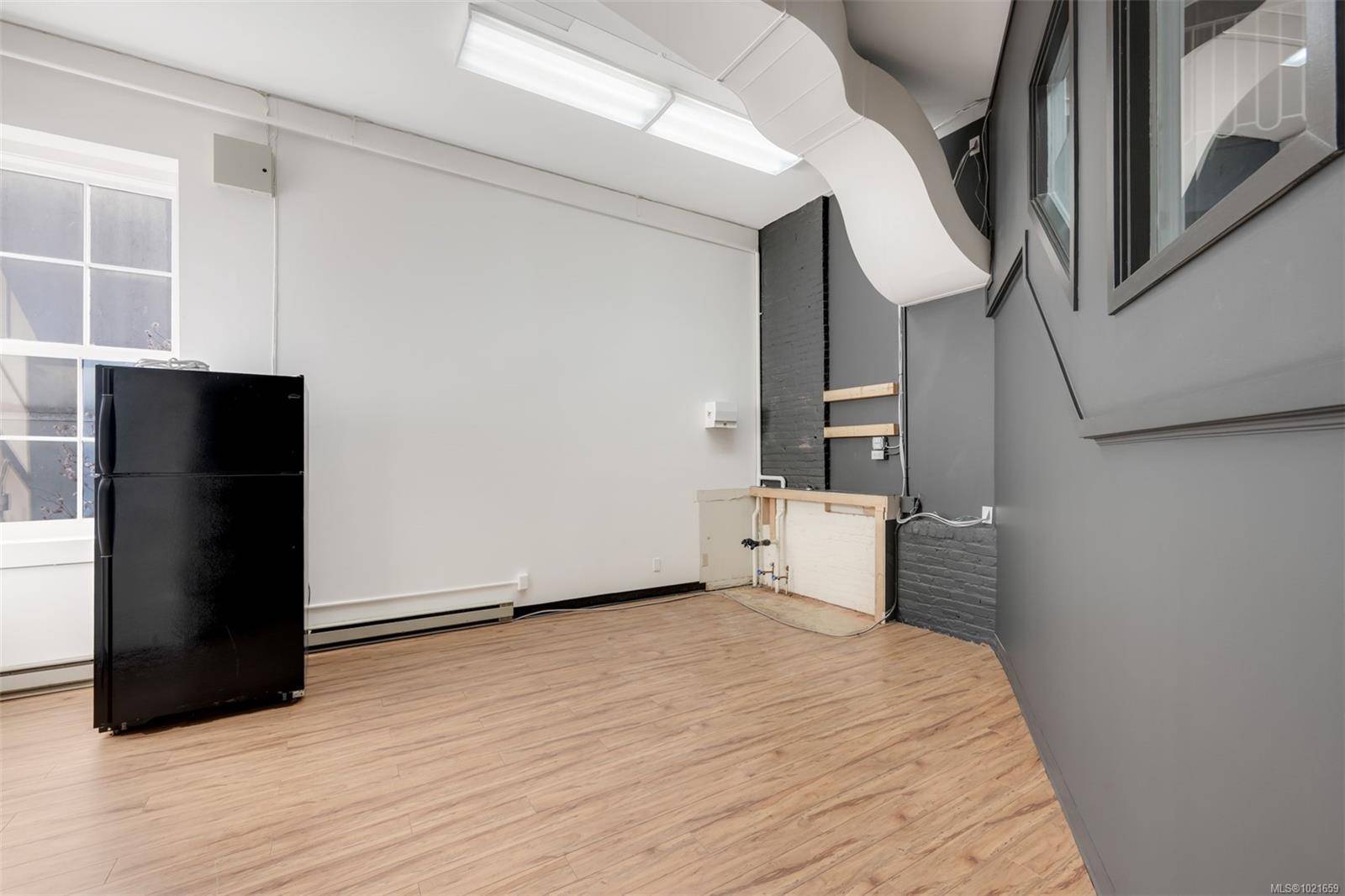 Victoria, BC V8W 3C7,733 Johnson St #301