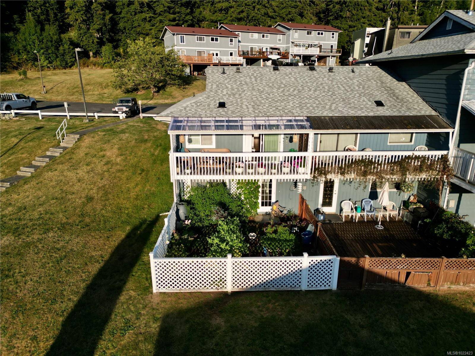 Port Alice, BC V0N 2N0,38 Clark Dr