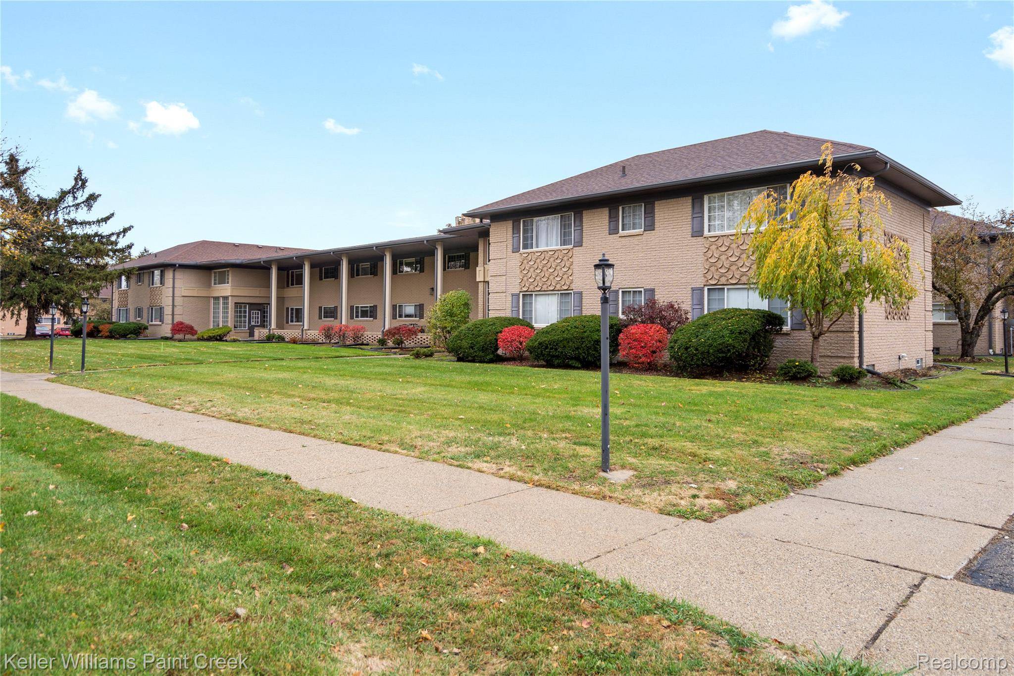 Rochester Hills, MI 48309,2311 Walton BLVD #28