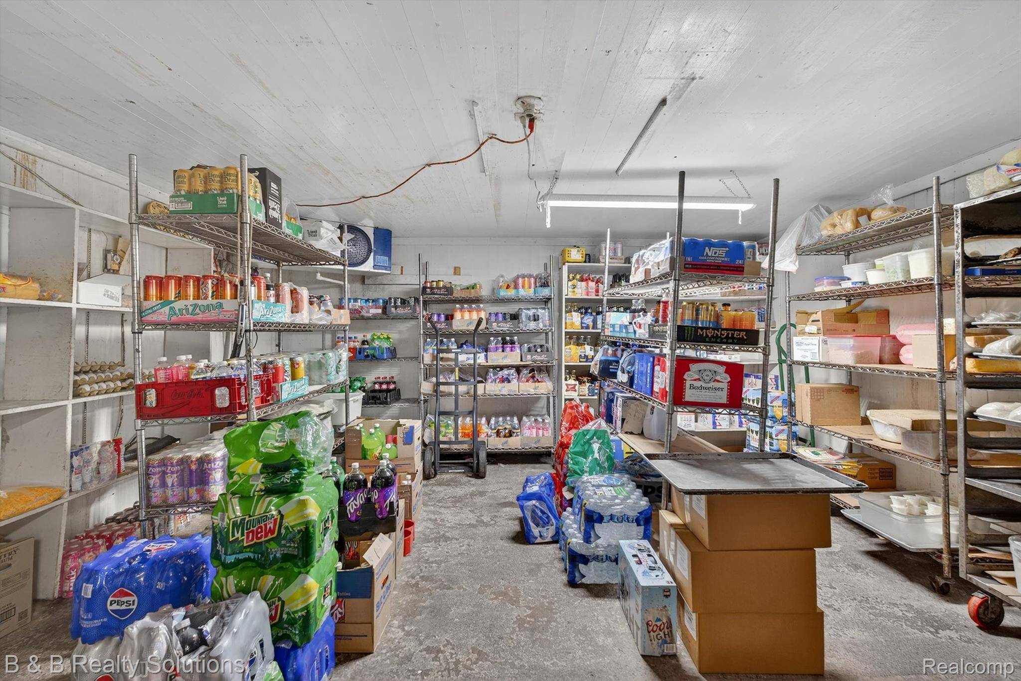 Columbiaville, MI 48421,5009 Lapeer RD