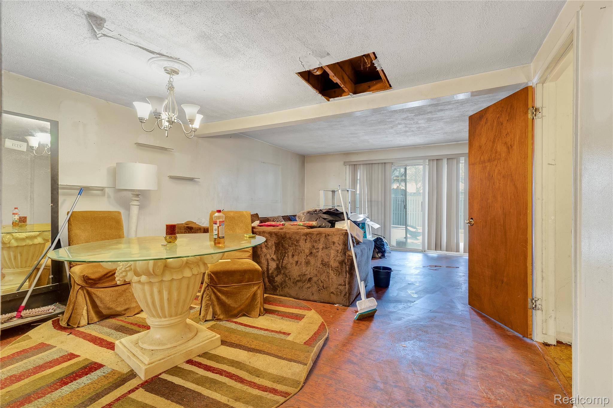 Southfield, MI 48076,15846 W 11 Mile RD #27