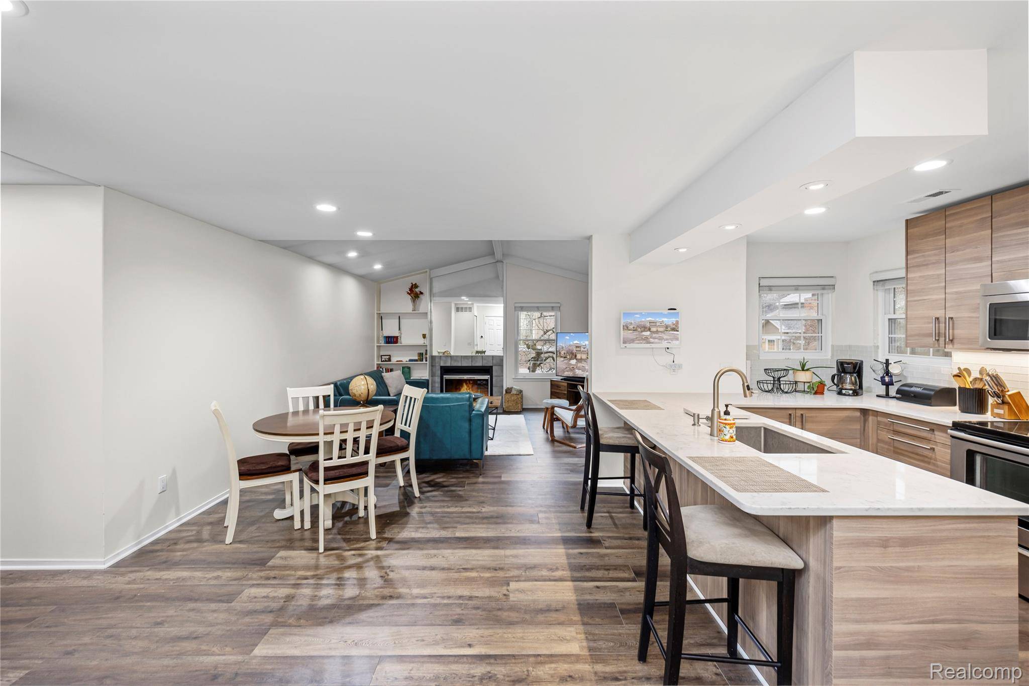 West Bloomfield, MI 48322,6610 Fieldstone CT