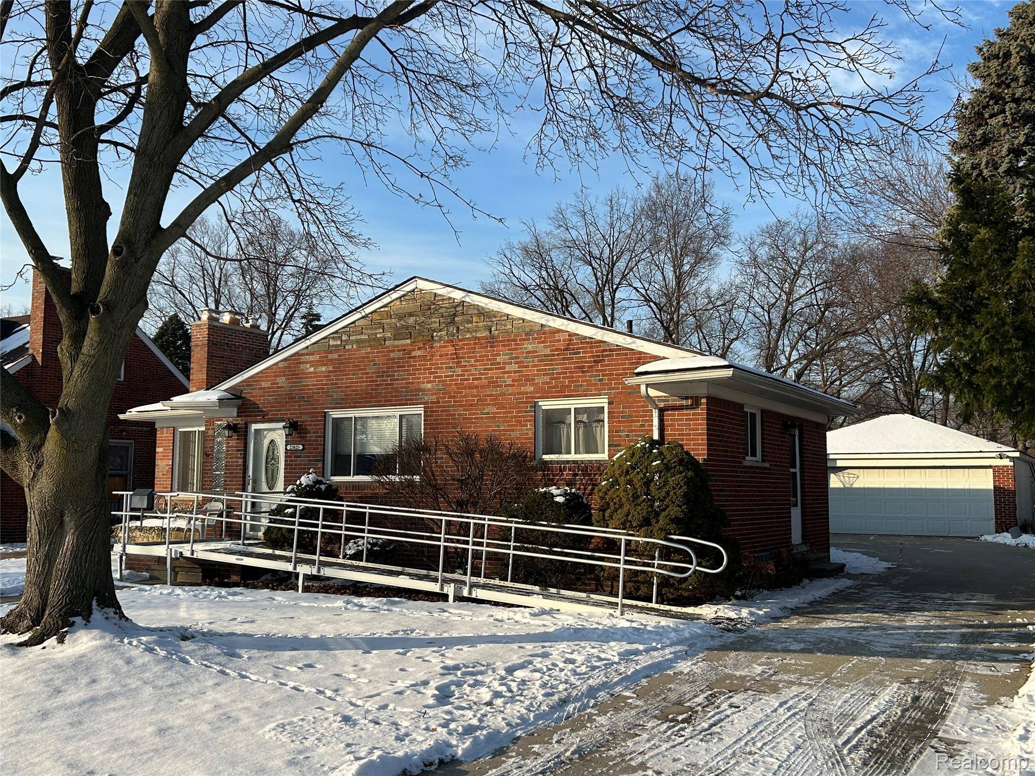 Warren, MI 48091,23825 Masch AVE