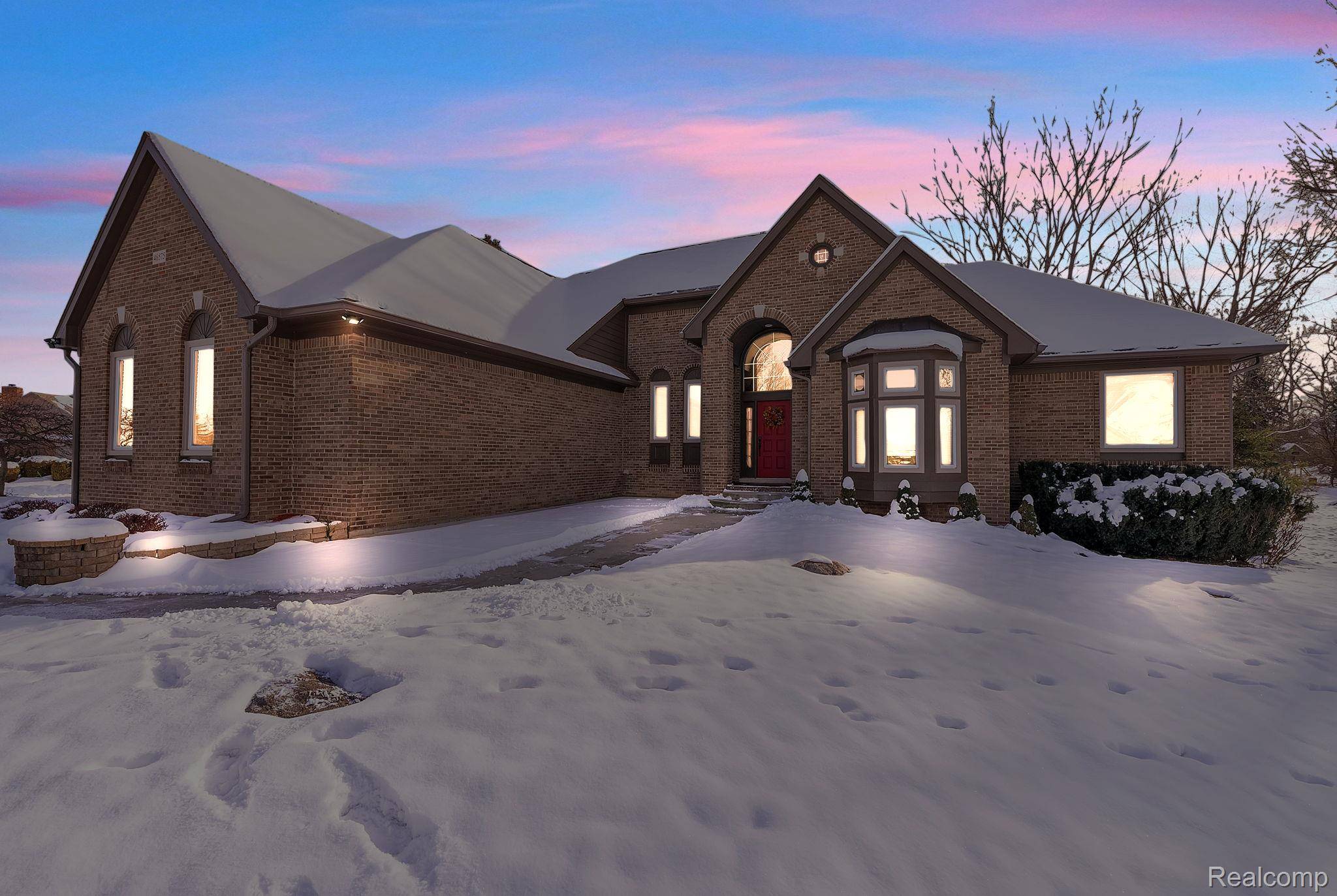 Northville, MI 48168,46575 Red Oak DR