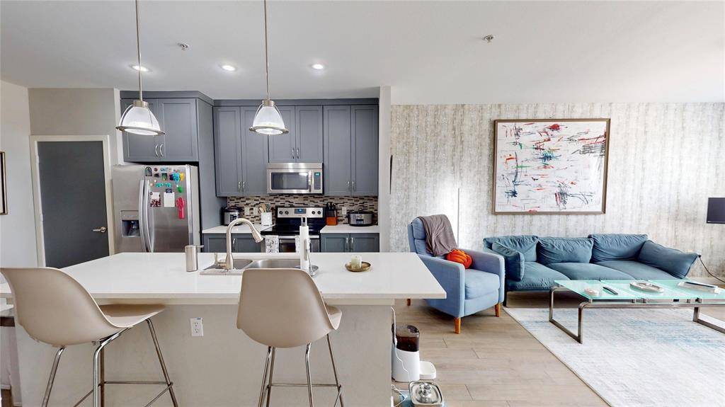 Dallas, TX 75206,5609 SMU Boulevard #403