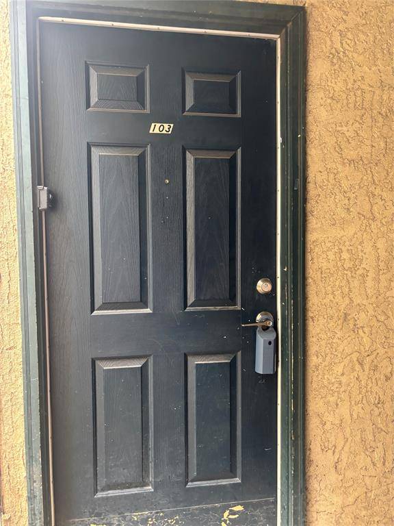 Dallas, TX 75243,9520 Royal Lane #103