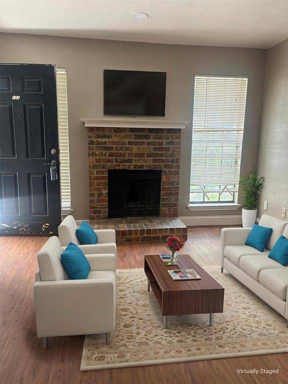 Dallas, TX 75243,9520 Royal Lane #103