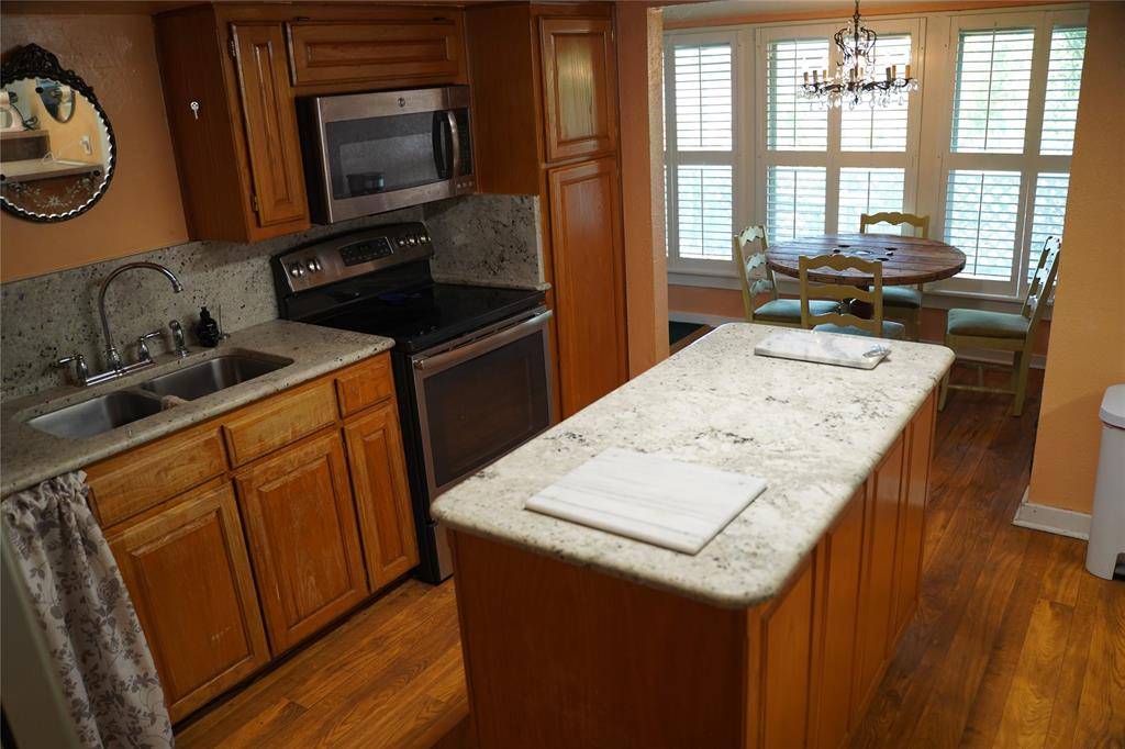 Fort Worth, TX 76135,7028 Edgewater Trail