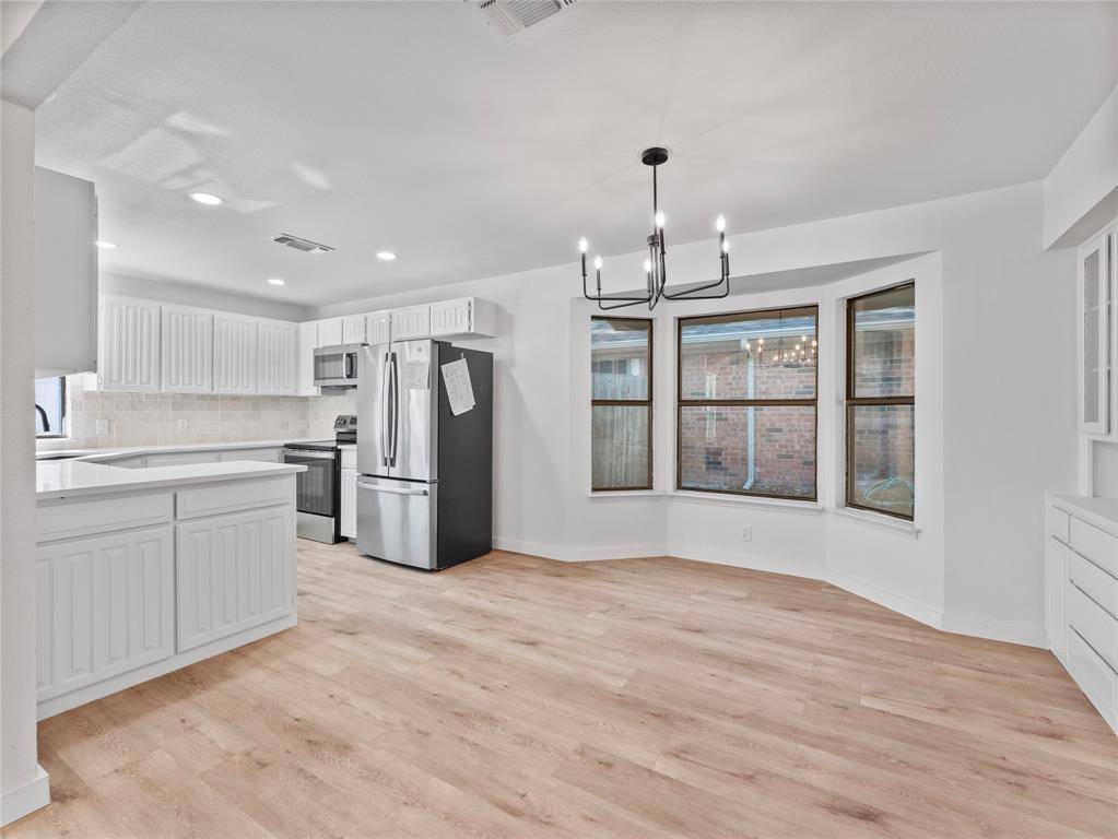 Arlington, TX 76002,610 Betsy Ross Drive