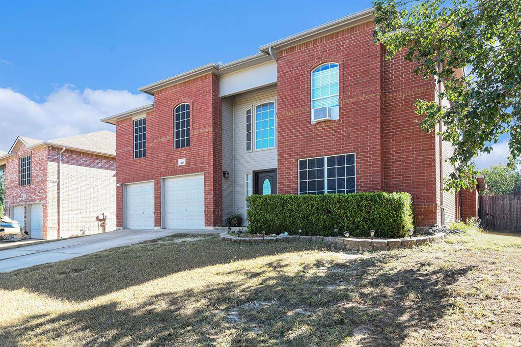 Saginaw, TX 76131,1229 Topeka Drive