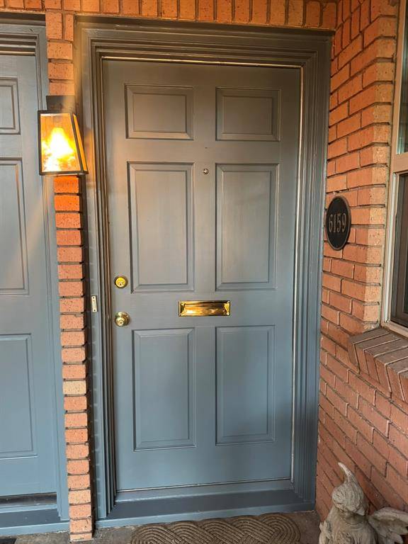 Dallas, TX 75225,6159 Bandera Avenue