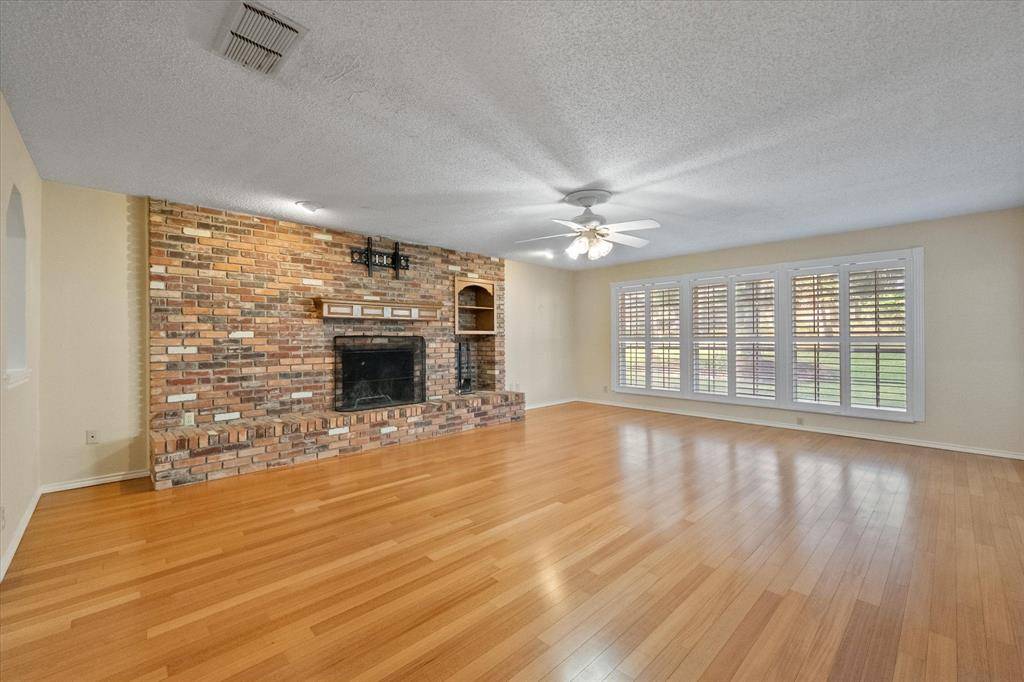 Fort Worth, TX 76120,820 Newport Road