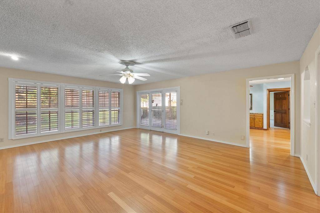 Fort Worth, TX 76120,820 Newport Road