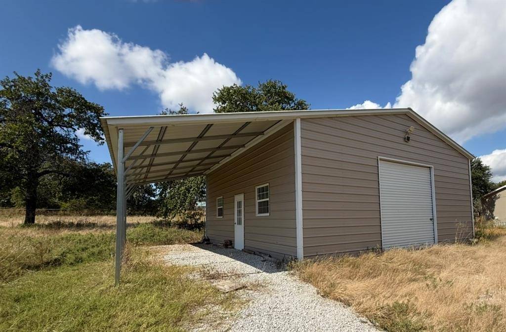 Springtown, TX 76082,221 Farmhouse Road