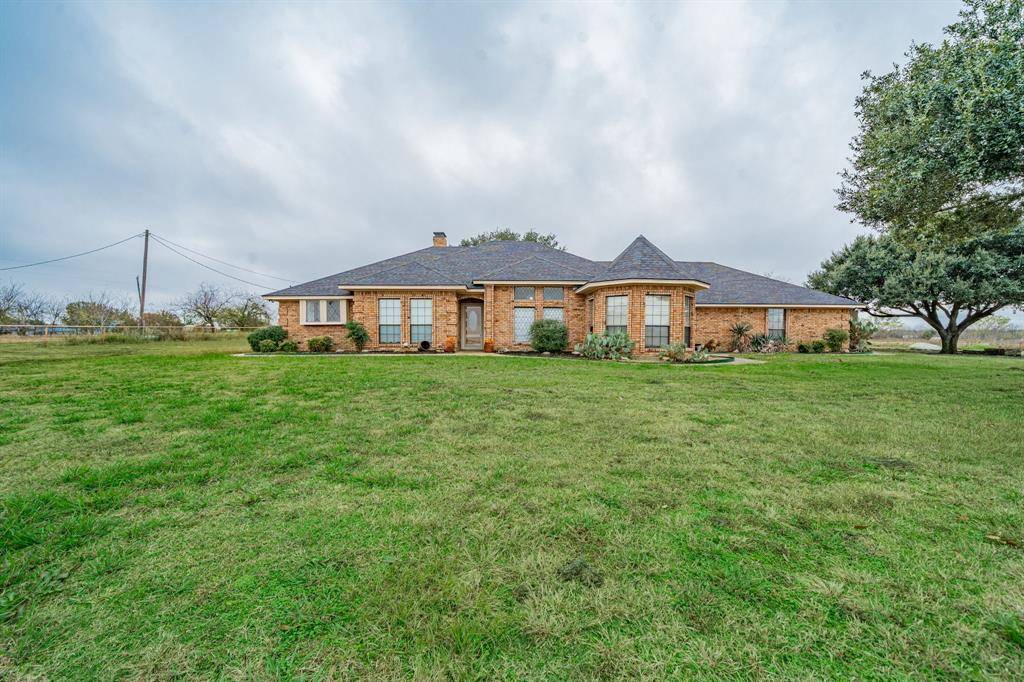 Kaufman, TX 75142,5612 E State Highway 243