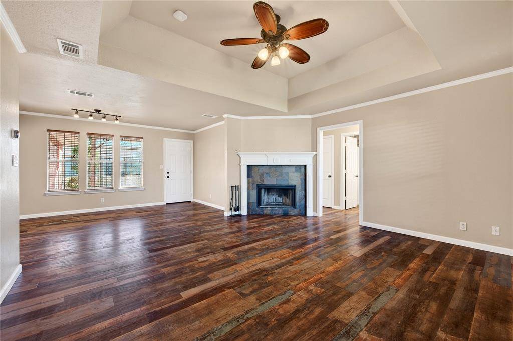 Howe, TX 75459,905 Calder Street