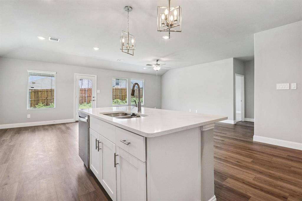 Mckinney, TX 75069,509 Midnight Oak Drive