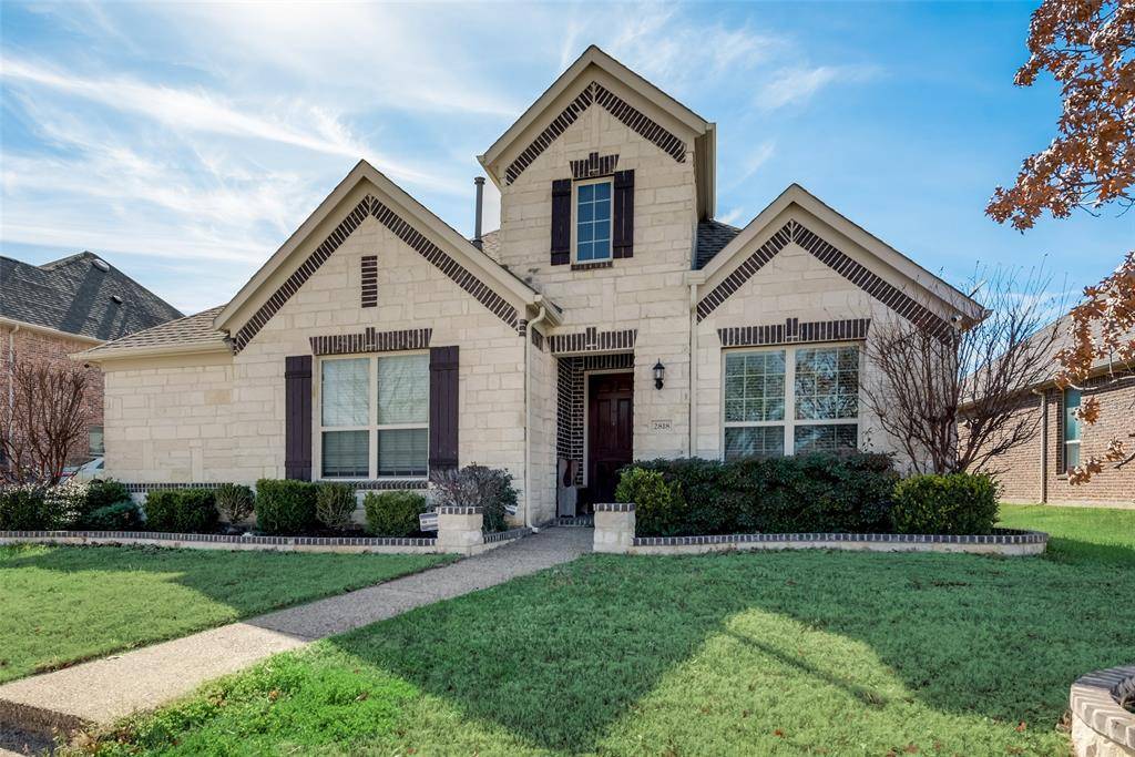 Trophy Club, TX 76262,2818 Balmoral Drive