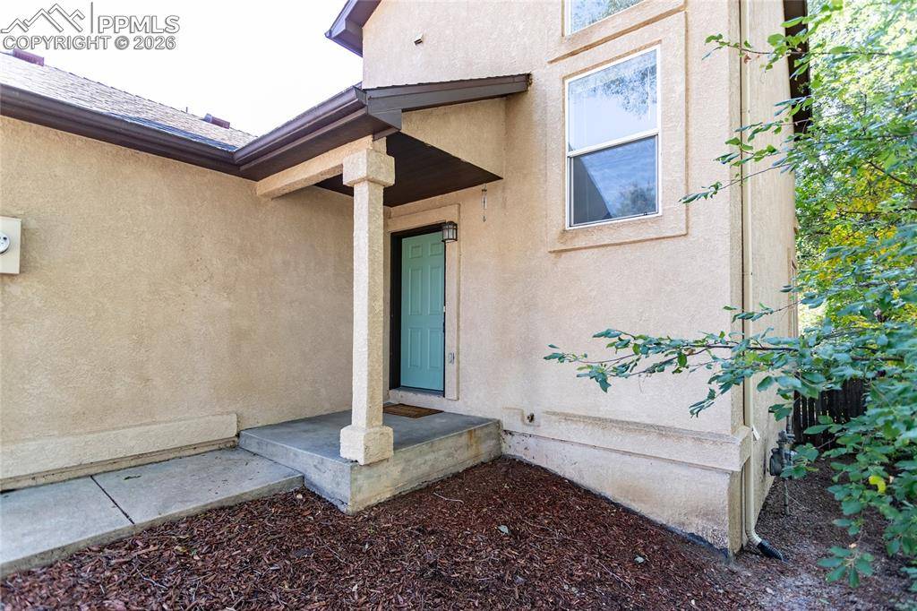 Colorado Springs, CO 80906,414 W Cheyenne RD