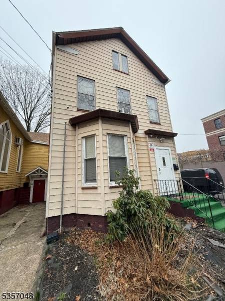 Newark City, NJ 07106,17 Alexander St