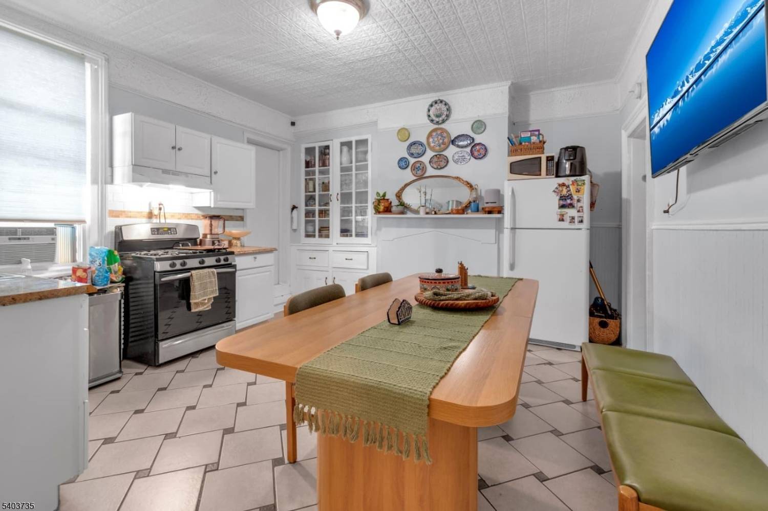 Weehawken Twp., NJ 07086,564 Hudson Ave