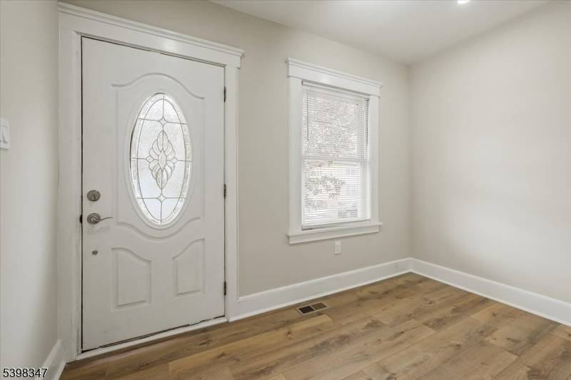 Paterson City, NJ 07504,343 17th Ave