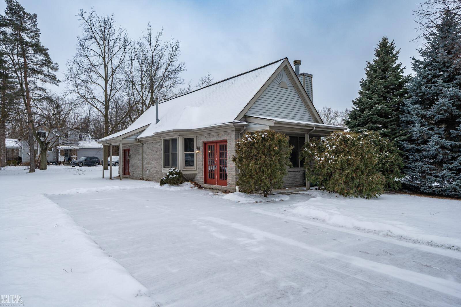 Sterling Heights, MI 48313,13498 Butler DR