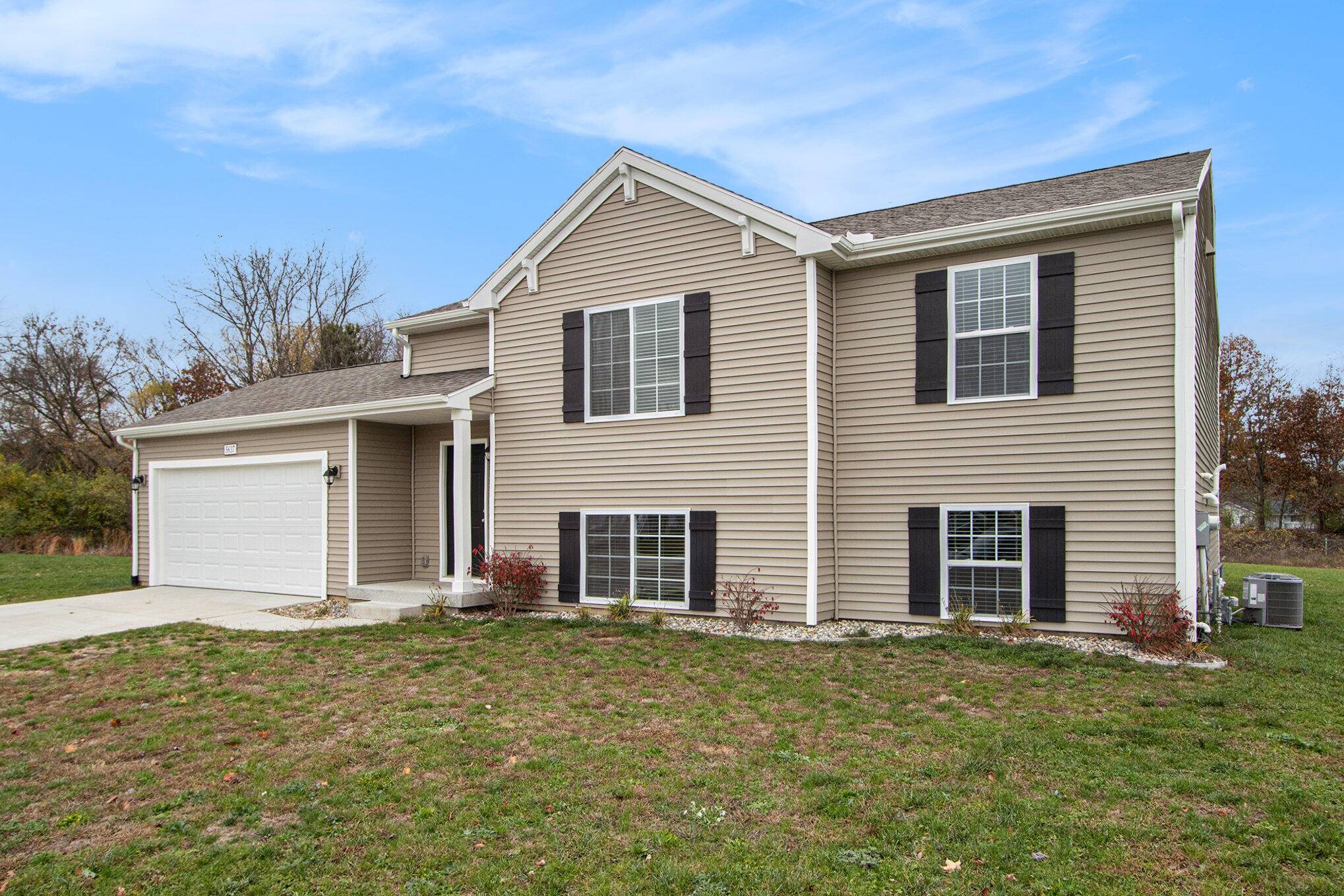 Caledonia, MI 49316,5487 Mammoth DR SE