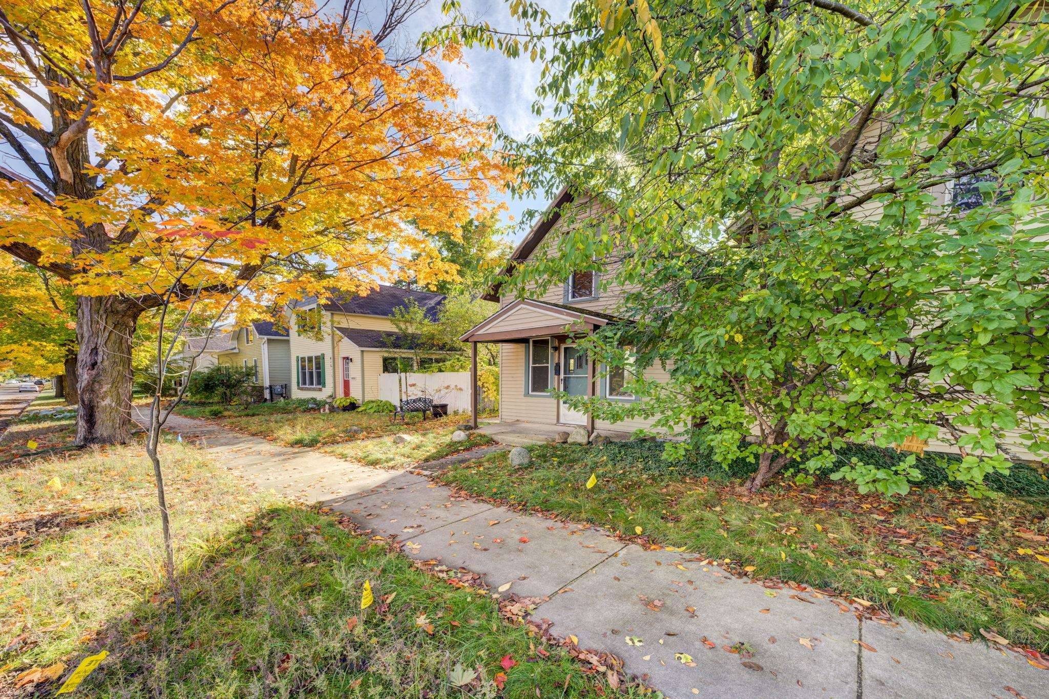 Traverse City, MI 49684,617 Second ST