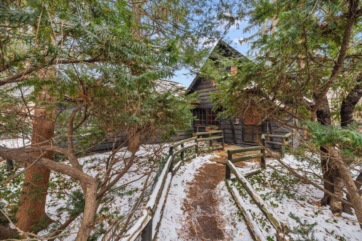 Clawson, MI 48017,735 Renshaw AVE