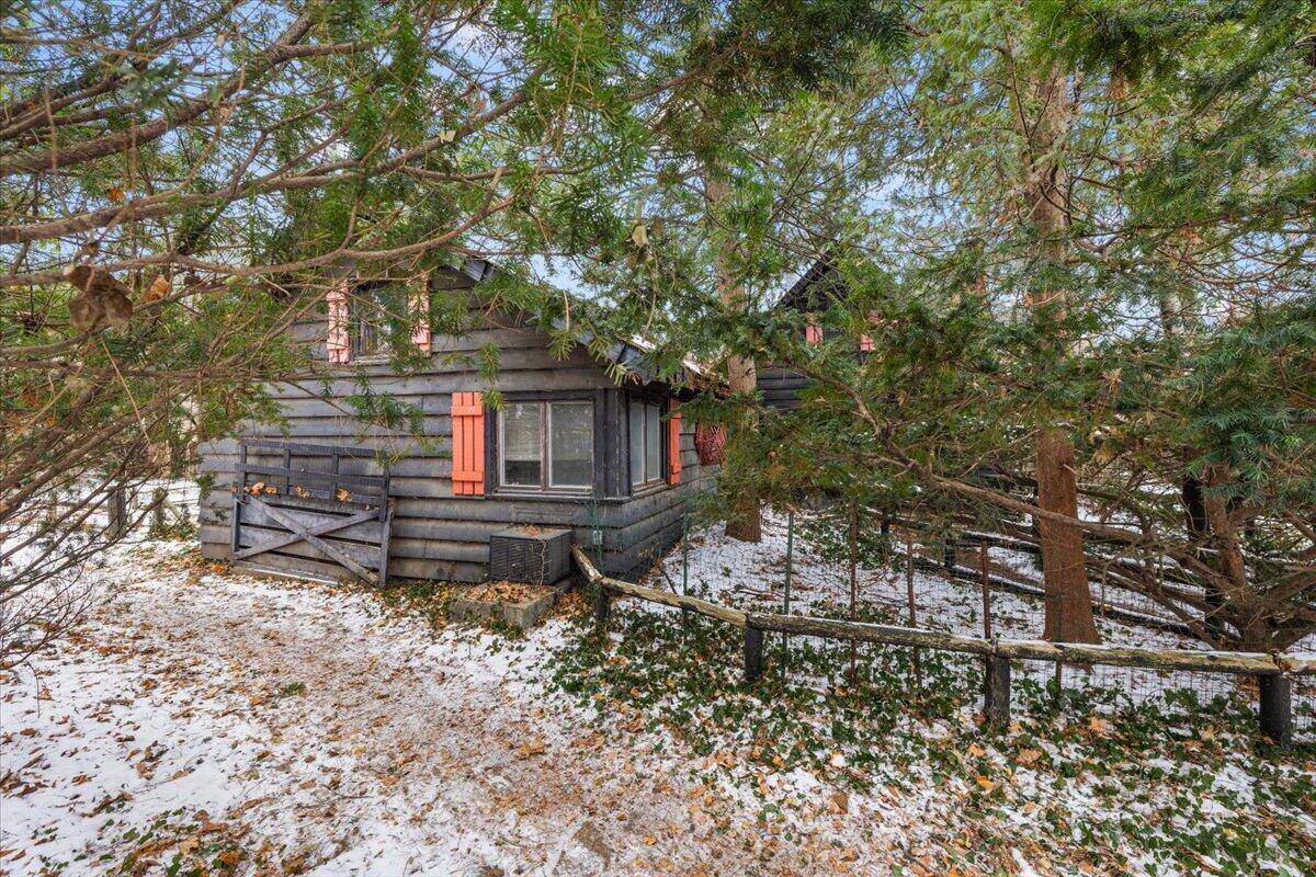 Clawson, MI 48017,735 Renshaw AVE