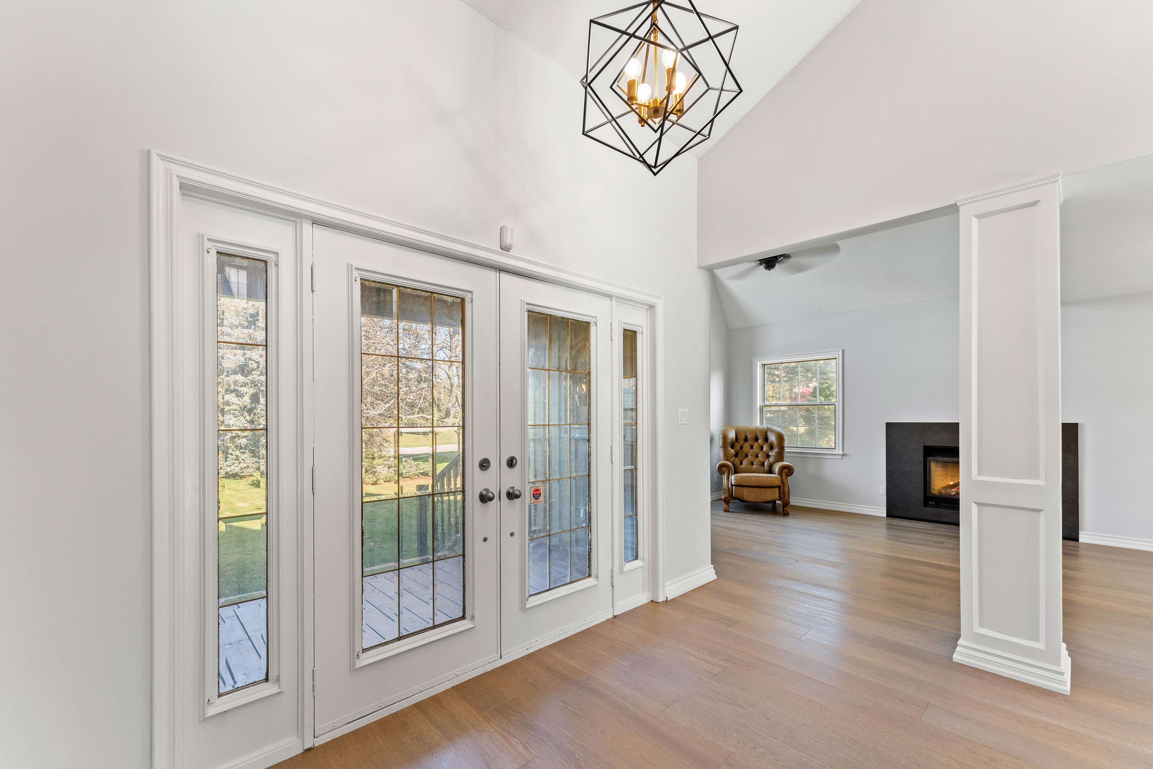 Pickering, ON L1Y 1A7,1645 Acorn LN