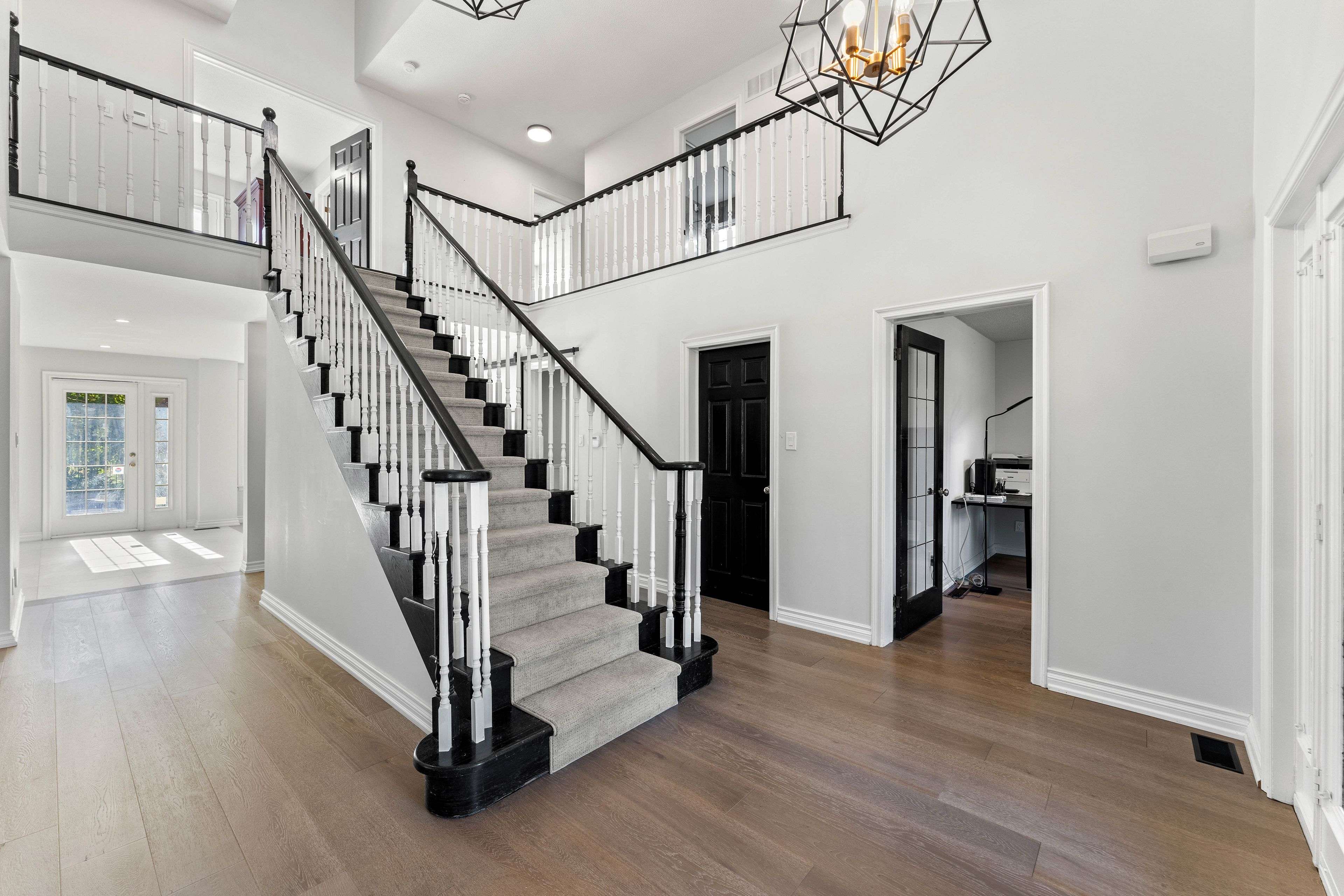 Pickering, ON L1Y 1A7,1645 Acorn LN