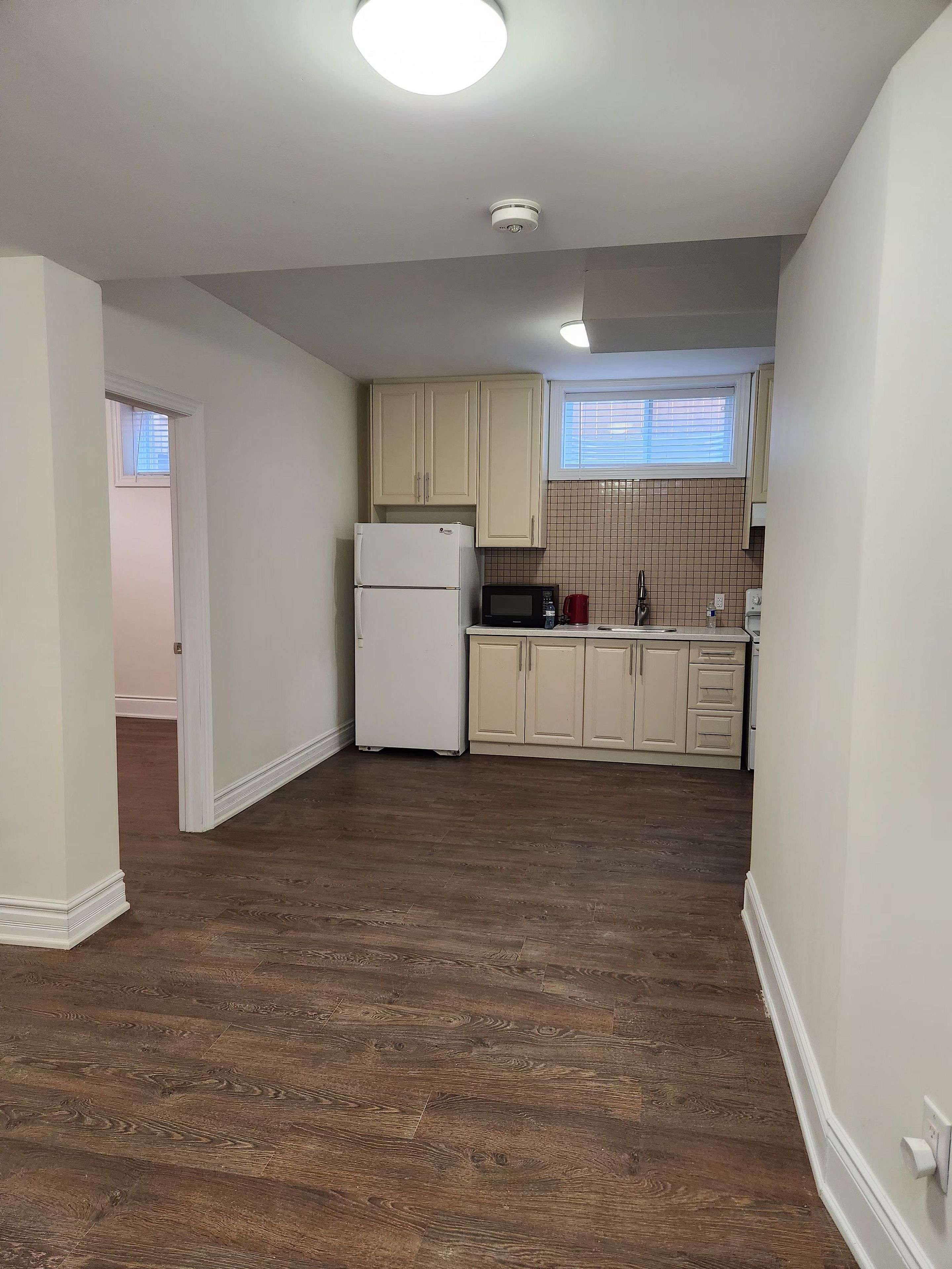 Toronto E08, ON M1M 3C6,33 Scarborough Golf Club RD