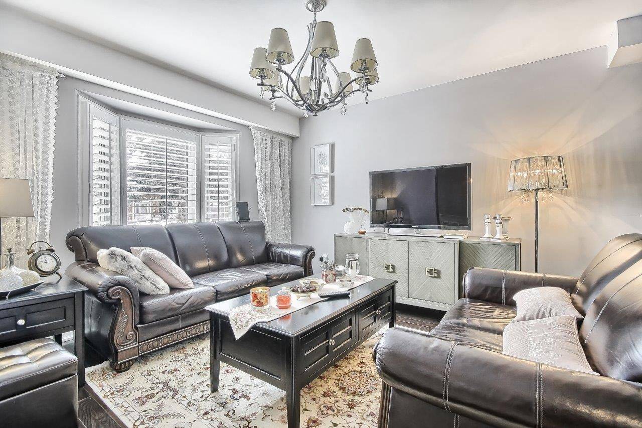 Toronto E05, ON M1W 3K1,14 Fawndale CRES