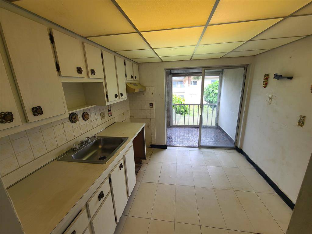 Margate, FL 33063,550 NW 78 Terrace #205