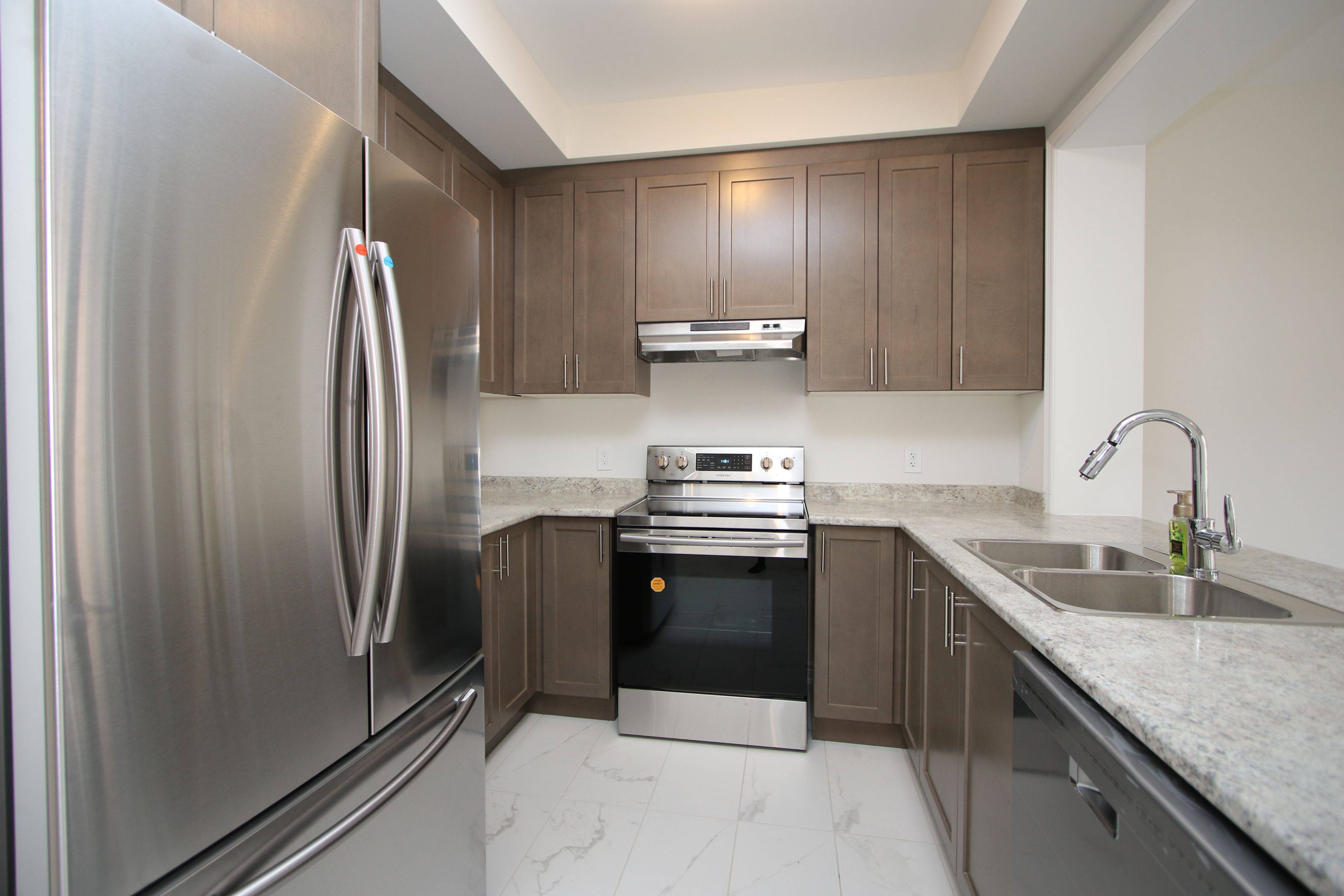 East Gwillimbury, ON L9N 0R9,7 Frederick Pearson ST