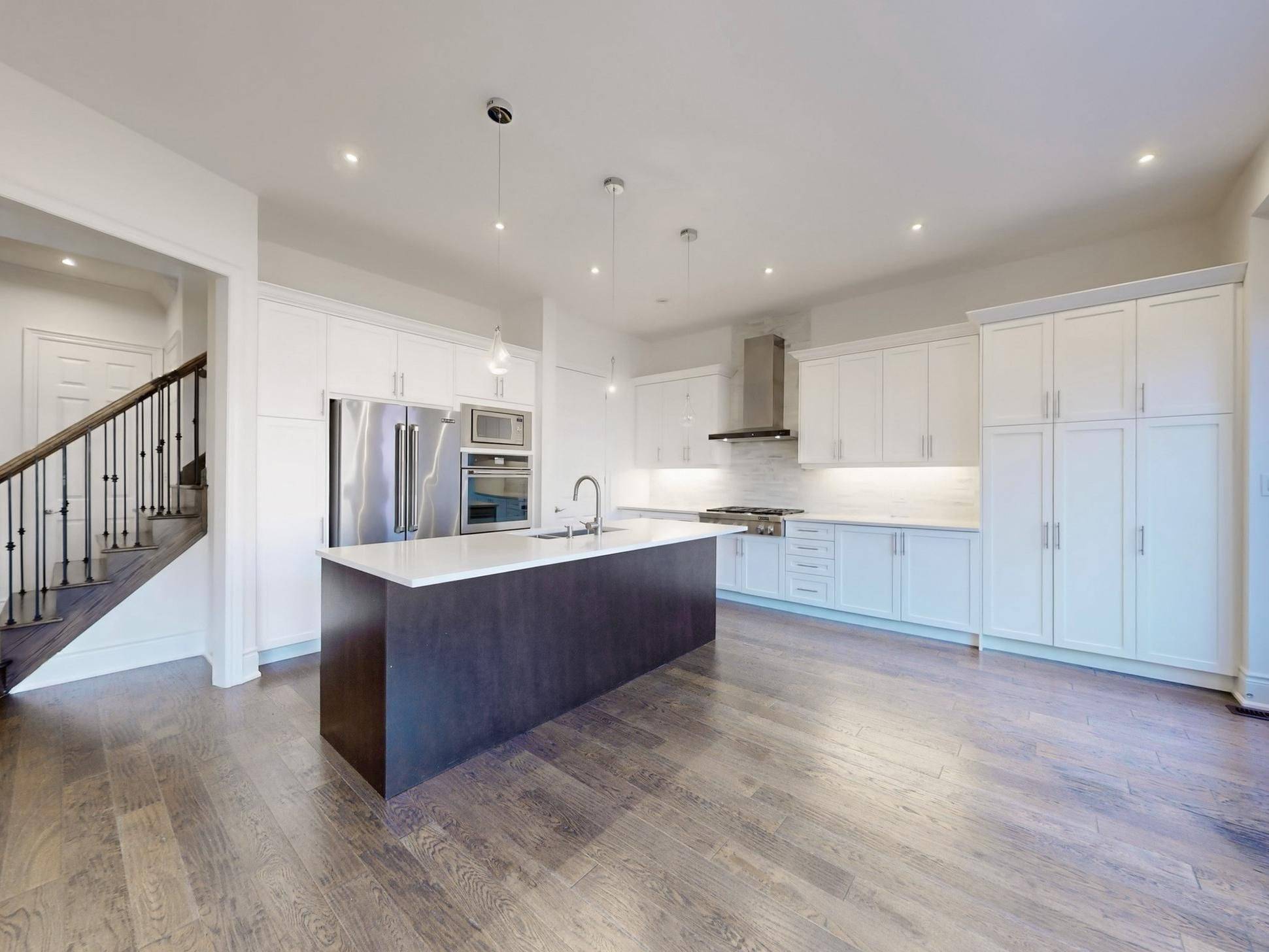 Vaughan, ON L4H 3X9,41 Torrey Pines RD