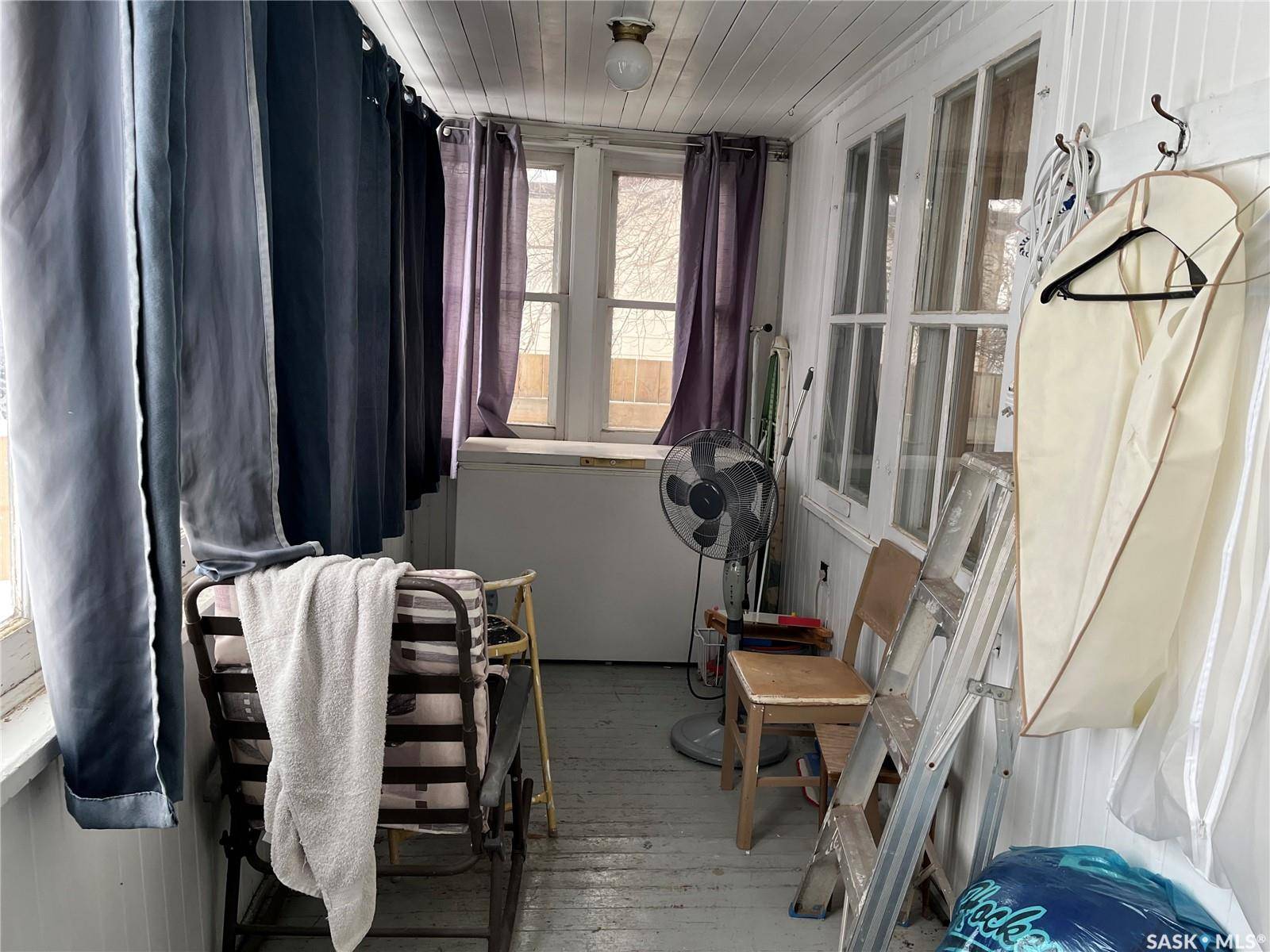 Gravelbourg, SK S0H 1X0,219 1st AVENUE