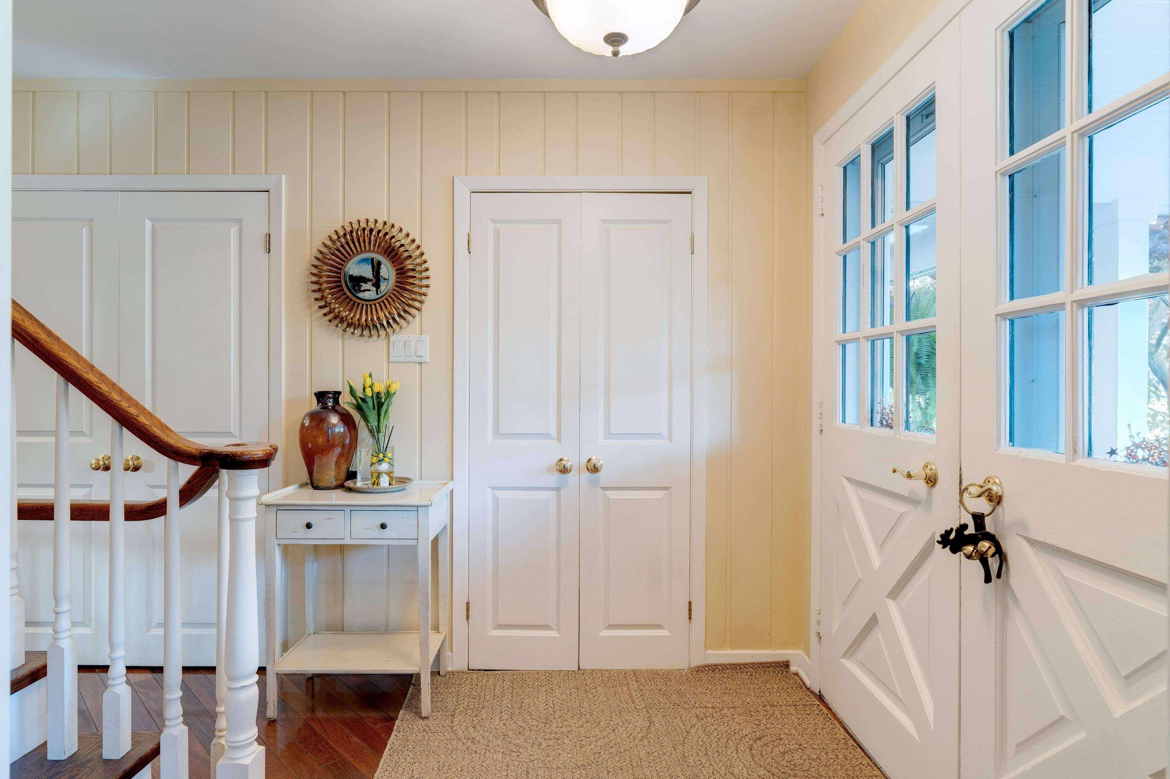 Oakville, ON L6K 2J7,132 Sparling CT