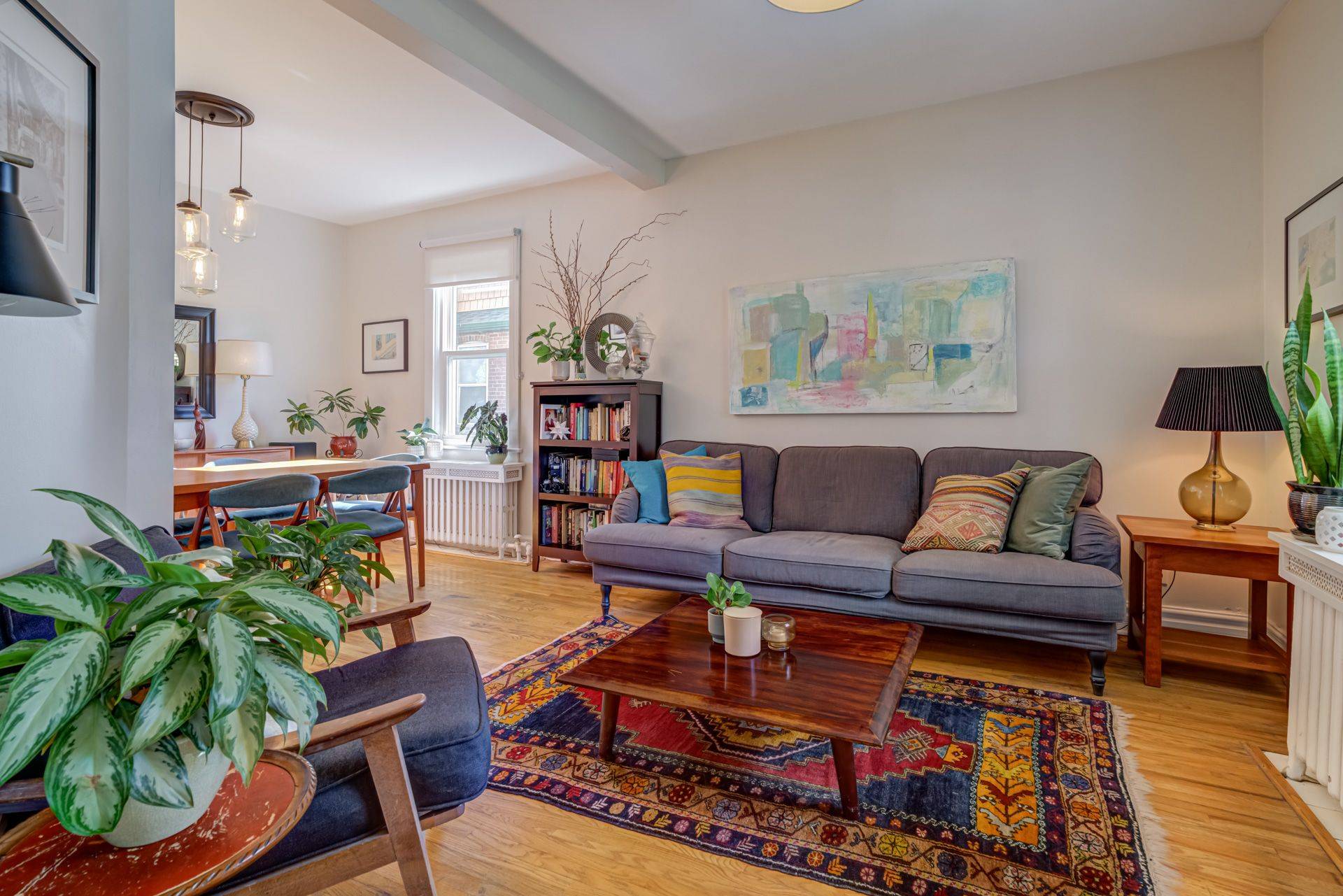 Toronto W06, ON M8V 3N7,87 Twenty Fourth ST